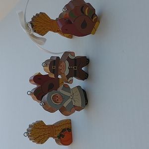 Wooden Pilgrim Turkey Figurines Thanksgiving Decor Miniature
